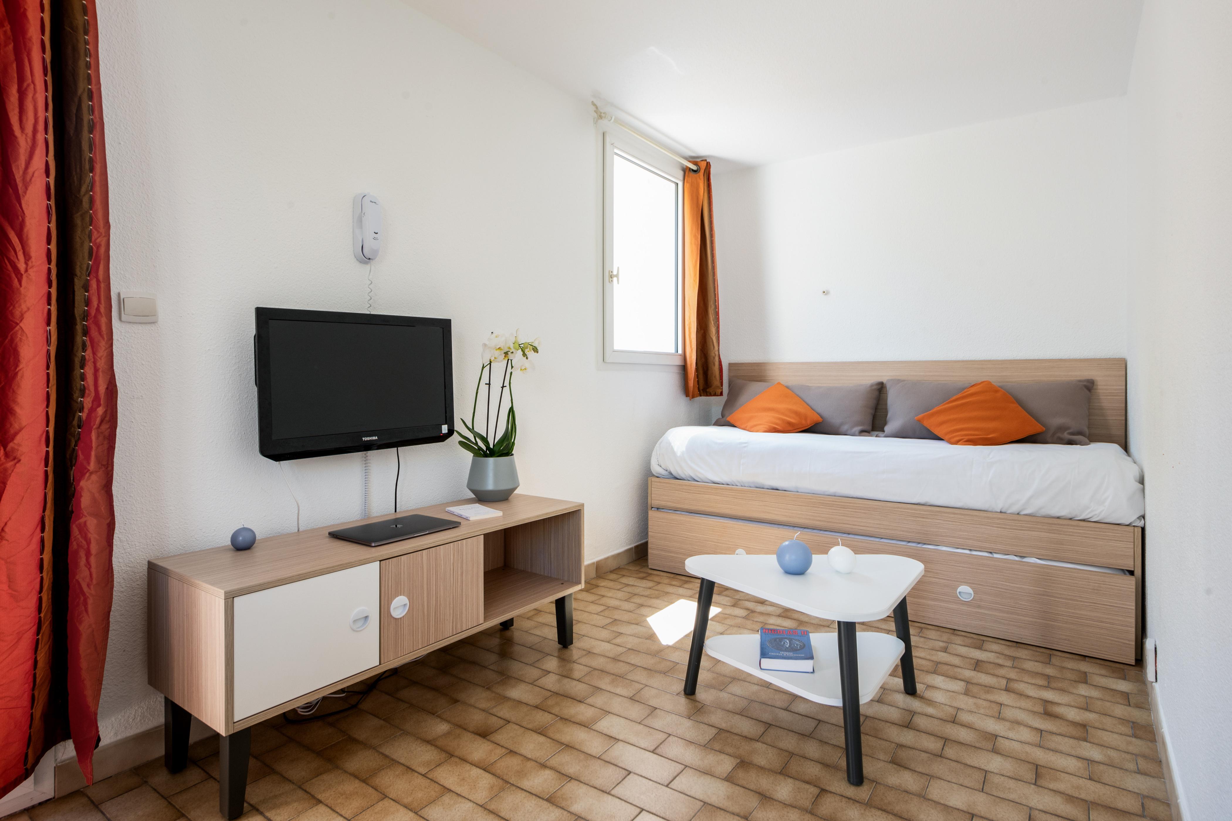 Comfort Aparthotel Mandelieu La Napoule Village Εξωτερικό φωτογραφία