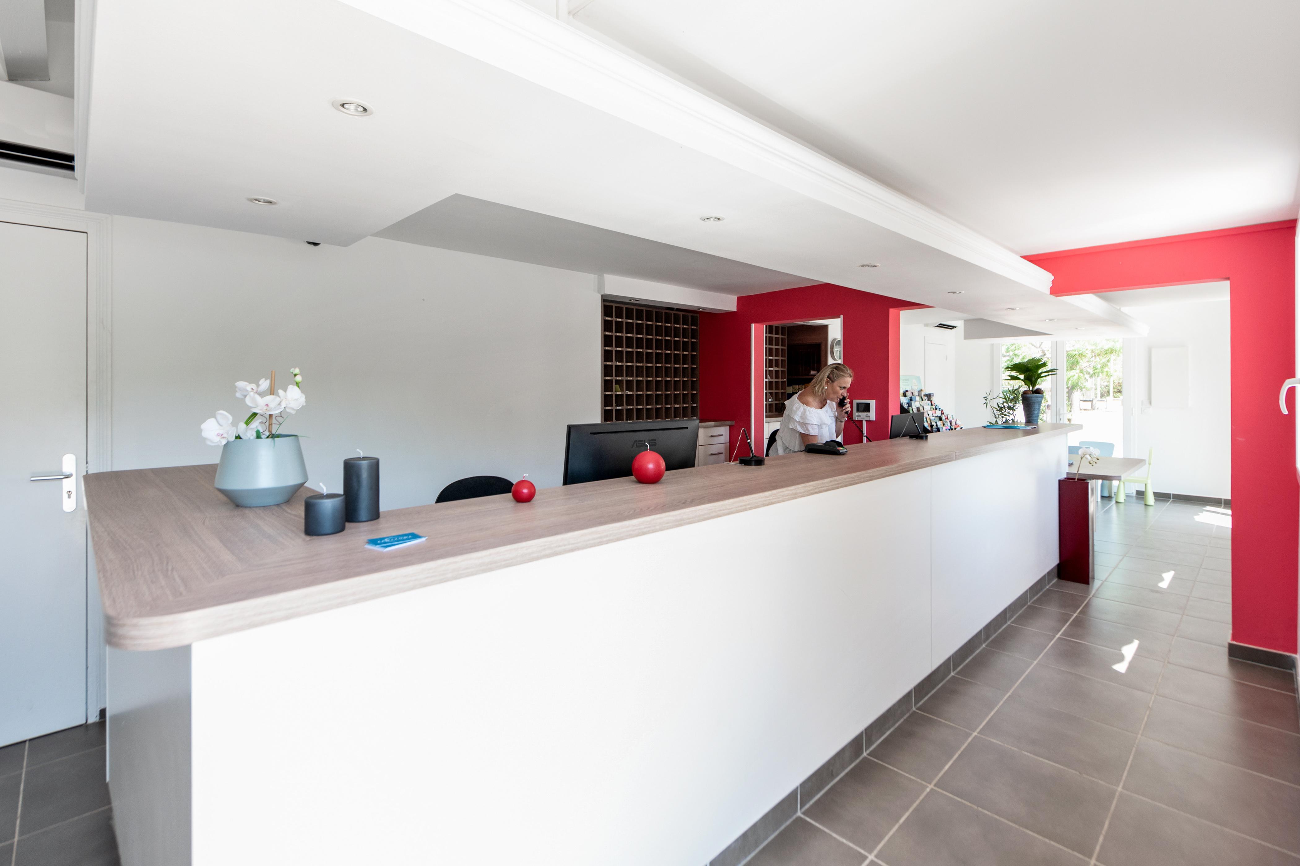 Comfort Aparthotel Mandelieu La Napoule Village Εξωτερικό φωτογραφία