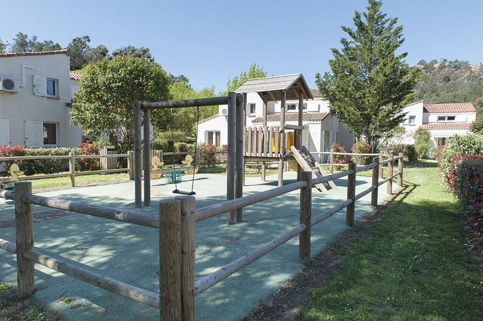 Comfort Aparthotel Mandelieu La Napoule Village Εξωτερικό φωτογραφία