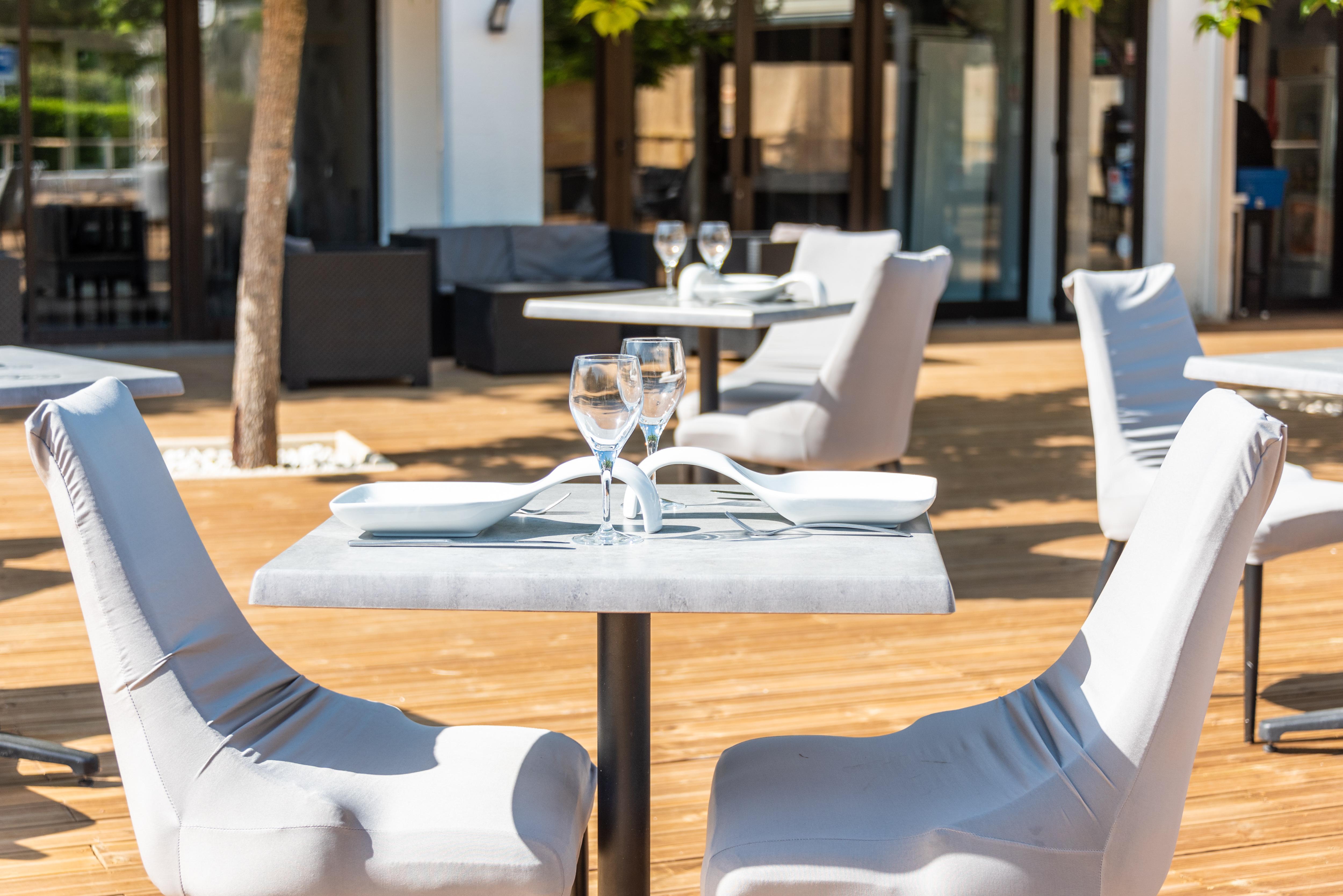 Comfort Aparthotel Mandelieu La Napoule Village Εξωτερικό φωτογραφία