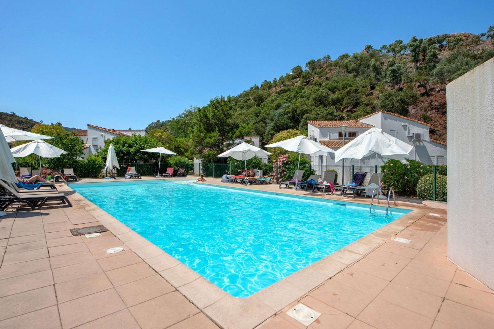 Comfort Aparthotel Mandelieu La Napoule Village Εξωτερικό φωτογραφία