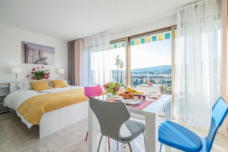 Comfort Aparthotel Mandelieu La Napoule Village Εξωτερικό φωτογραφία