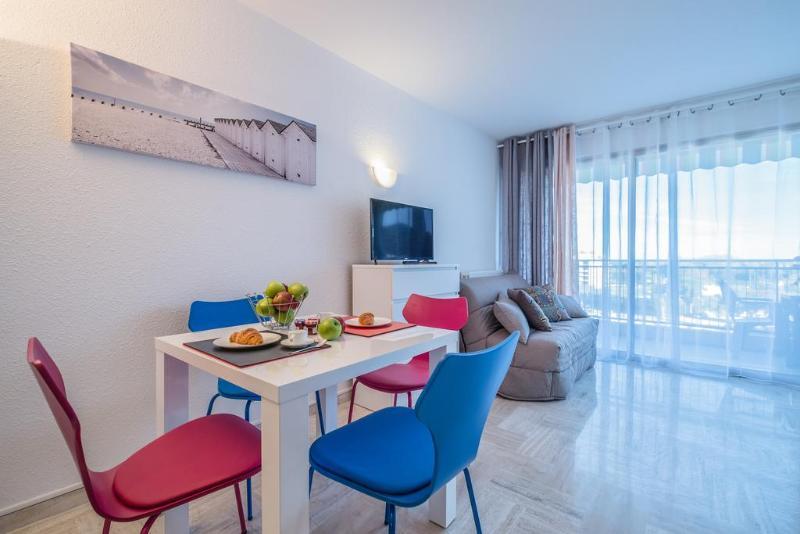 Comfort Aparthotel Mandelieu La Napoule Village Εξωτερικό φωτογραφία