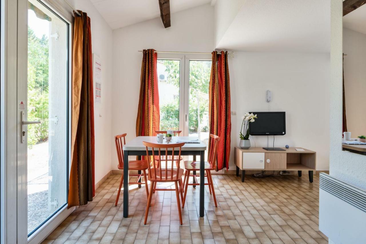 Comfort Aparthotel Mandelieu La Napoule Village Εξωτερικό φωτογραφία